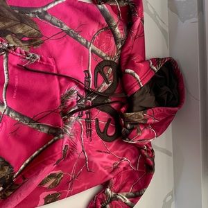 Real tree, mid heavy winter jacket,pink camouflage